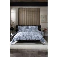 https://www.burton.co.uk/product/the-lyndon-company-chevron-printed-percale-100-cotton-duvet-bedding-cover-set_p-c285cf1e-dabe-4282-8db7-a0a4cdcc4dcb£colour=Light%20Grey&size=Super%20King