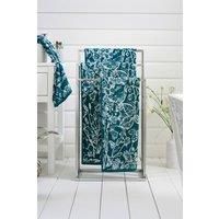 https://www.burton.co.uk/product/deyongs-secret-garden-550gsm-yarn-dyed-jacquard-cotton-towels_p-5c0390d9-1433-4b69-89e9-def8c971b067£colour=Teal&size=Bath%20Sheet