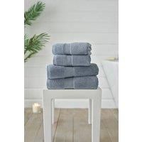 https://www.burton.co.uk/product/the-lyndon-company-new-boston-towel-800gsm-combed-100-cotton-luxury-spa-quality_p-45959953-71a8-4db7-ad66-9e5a8ea8b4c4£colour=Blue&size=Bath%20Towel