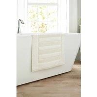 https://www.burton.co.uk/product/deyongs-bliss-pima-100-cotton-bath-mat-50x80cm-ultrasoft-1600gsm-plush-bathroom-rug_p-d173f0b2-9669-4bfd-bb51-0071b1e3e66a£colour=Cream&size=Bath%20Mat