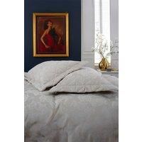 https://www.burton.co.uk/product/the-lyndon-company-versailles-jacquard-pillowsham-pair-50x75cm-decorative-damask-bed-pillow-covers_p-7bbf3e62-969e-415b-82e6-1960b9f9a932£colour=Natural&size=Standard%20Pillow%20Case