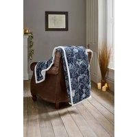 https://www.burton.co.uk/product/deyongs-woodland-folk-throw---enchanted-forest-deer-print-flannel-sherpa-140x180cm_p-b8c546b0-8e25-4201-8466-01159af01998£colour=Navy&size=140cm%20x%20180cm