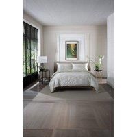 https://www.burton.co.uk/product/the-lyndon-company-petite-fleure-printed-100-cotton-duvet-cover-set-with-piped-edges_p-3075dbcd-e13d-4399-a6d5-3d84b5d40636£colour=Natural&size=Single