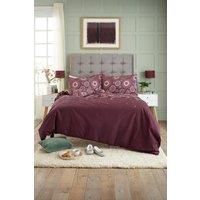 https://www.burton.co.uk/product/deyongs-mandala-fading-pure-cotton-duvet-set---breathable-printed-bedding_p-039f8755-8c86-4370-b3ce-61940bb22fe6£colour=Maroon&size=Double