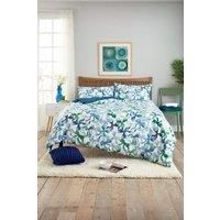 https://www.burton.co.uk/product/deyongs-bows-print-200-thread-count-cotton-rich-duvet-cover-set---easycare-soft-bedding_p-03d2a3e4-b380-4525-a9b1-cf9205ceab01£colour=Blue&size=Super%20King