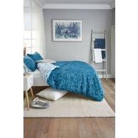 https://www.burton.co.uk/product/deyongs-cow-parsley-cotton-rich-duvet-cover-set---printed-200-thread-count-soft-bedding_p-4a4d3826-d257-4ca1-af0a-0ab5c9b04dc7£colour=Blue&size=Double