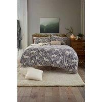 https://www.burton.co.uk/product/deyongs-woodland-folk-animal-print-fleece-duvet-cover-set-with-cosy-sherpa-reverse_p-0061495f-95fe-450d-b50e-459f8619fc53£colour=Grey&size=King