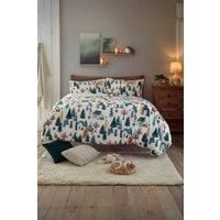 https://www.burton.co.uk/product/deyongs-winter-walk-fleece-duvet-cover-set-with-sherpa-back-soft-printed-bedding-with-zip-fastening_p-a24d9036-c07e-4b3f-af77-b8264918c3af£colour=Multi&size=Double