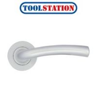 Zoo Seville on Rose Door Handles Satin Chrome