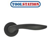 Stanza Cadiz Lever on Rose Door Handles Matt Black