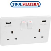 Wessex White USB Switched Socket 2 Gang 3.1A