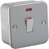 KnightsBridge 20A Metal Clad 1G Double Pole 230V Electric Wall Plate Switch With Neon