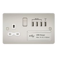 KnightsBridge Flat plate 13A switched socket with quad USB charger - pearl with white insert