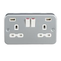 Knightsbridge Metal Clad 13A 2G Switched Socket with Dual USB Charger (2.4A) MR9224