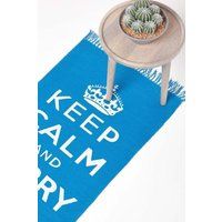 HOMESCAPES Rugs For Bedroom, Handwoven /'Keep Calm and Carry On/' Nostalgic Blue & White Living Room Area Rug, Ultra Soft 100% Cotton Carpet, Hand Block Printed - 60 x 100 cm