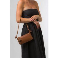Pure Luxuries London Women's 'Taylor' Nappa Leather Evening Phone Bag in Tan