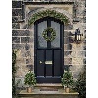 Lights4fun Pre Lit Outdoor Decoration Christmas Wreath, Garland and Potted Tree Porch Set 240 Warm White LEDs Battery Operated with Timer