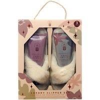 Wanderflower Luxury Slipper Gift Set Faux Fur 250ml Foot Lotion & Foot Scrub