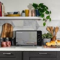 Russell Hobbs 20 Litre 800W Black Solo Manual Microwave, 5 Power Levels, Integrated Timer and Defrost Function, Easy Clean RHM2027B