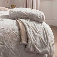 Smart Living Luxury Rouched Faux Fur Throw - Soft Warm Sofa Blanket 150x200cm in Natural | Size: 150cm x 200cm