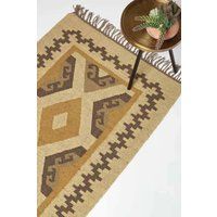 HOMESCAPES Brown & Gold Handwoven Kilim Rug Carpet Runner for Hallway 80 x 180 cm Traditional Geometric ‘Ravar’ Jute & Wool Rug with Tassels