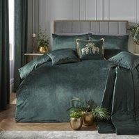 Laurence Llewelyn-Bowen - Montrose - Luxury Velvet Duvet Cover Set -3 pieces, Double Bed Size in Bottle Green