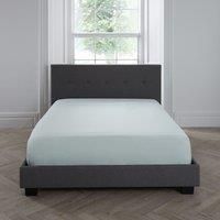 Serene - Mint Green Fitted Sheet - 32cm Deep - Super King Size Bedding (200 x 180 x 32cm) - Soft Polycotton - Elastic Corners - Green Bedding - Green Bed Sheets - Washable Bedding & Linen in Green