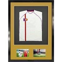 3D + Double Aperture Mounted Sports Shirt Display Frame with Gloss Black Frame and Gold Mount 50 x 70cm