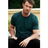 https://www.burton.co.uk/product/british-boxers-glazed-green-organic-cotton-t-shirt_p-da54b731-cfb6-4b7f-9ea5-a9db9eb5888b£colour=Dark%20Green&size=XL