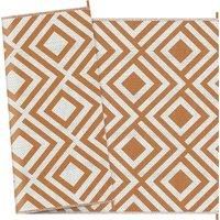 Outsunny Reversible Outdoor Rug with Carry Bag and Ground Stakes, Waterproof Plastic Straw Mat for Backyard, Deck, RV, Picnic, Beach Brown & White