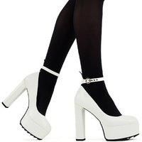 'Above Average' Platform Heels