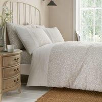 Dreams & Drapes - Pintuck Leaf Duvet Cover - Double Bedding Size (200 x 200cm) - 2 Pillowcases - Premium PolyCotton - Floral Duvet Cover in Natural - Cream Natural/White Bedding