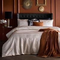 Laurence Llewelyn-Bowen Cocktail -Jacquard Duvet Cover Set - Ivory