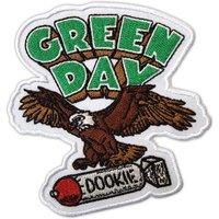 https://www.burton.co.uk/product/green-day-dookie-eagle-standard-woven-patch_p-52ad9211-f2e2-4972-8e47-79e1acc506e9£colour=White&size=One%20Size