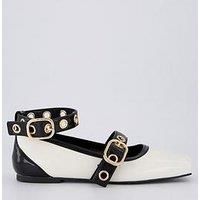 Raid Blessing Shoes - Off White/Black