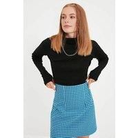 WOVCOR Women's Fitted Turtleneck Knit Blouse with Finger Detail in Black | Size: Large