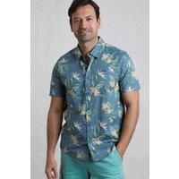 https://www.burton.co.uk/product/weird-fish-avondale-short-sleeve-printed-shirt_p-1b6335b5-ed0d-4a6a-8541-7dd791dff463£colour=Mid%20Blue&size=4XL