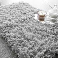 Catherine Lansfield Cuddly 50x80cm Bath Mat Silver