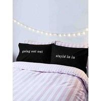 Sassy B Stay In Go Out Standard 50x75cm Pack of 2 Pillow cases with envelope closure Black