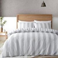 Catherine Lansfield Cove Stripe Reversible King Duvet Cover Set with Pillowcases Silver Grey