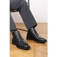 https://www.burton.co.uk/product/where-s-that-from-finley-brogue-lace-up-ankle-boots_p-f3ed1352-ed90-4a58-a7a6-4c9458755361£colour=Black&size=7