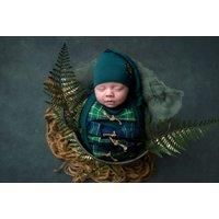 Newborn Baby Photoshoot - Glasgow Family Photography
