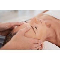 45-Min Pamper Package - Hot Stone Massage And Mini Facial: Cardiff