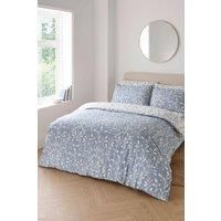 https://www.burton.co.uk/product/cotton-traders-ornate-leaf-duvet-set_p-a1299ad9-da61-43d7-813b-86450ee89d9b£colour=Mid%20Blue&size=King