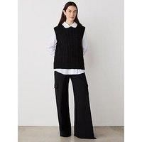 Finery Primrose Vest - Black