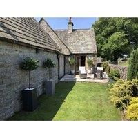 Leaf Artificial Plain Stem Topiary Bay Tree Laurel Ball Style in Black Plastic Pot, Green, 120cm (4ft)