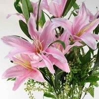 Leaf Design Artificial Flower Display with Vase
