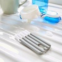 Dunelm 3 in 1 Cup Brush