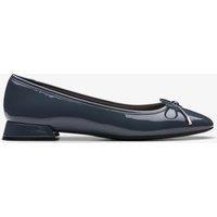 Clarks Ubree 15 Step Leather Shoes in Navy Patent Standard Fit Size 4