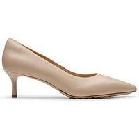 Clarks Adela Court Leather Shoes in Sand Size 8
